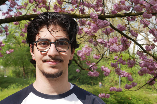 Portrait Hezan Ates