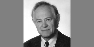 Portrait Heinz Schmidtkunz Portrait Heinz Schmidtkunz
