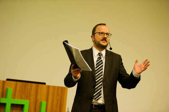 Portrait Stefan M. Kast