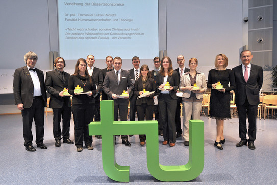 Gruppenbild Preisvergabe Gruppenbild Preisvergabe