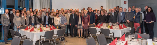 Gruppenfoto Gastgeber mit Gästen