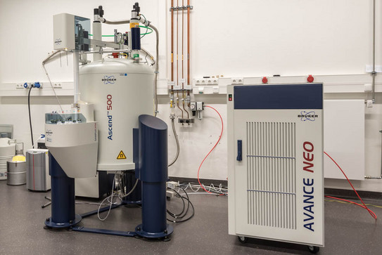 500 MHz Bruker Avance neo NMR spectrometer