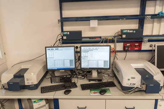 Two temperature controlled UV-Vis spectrometers